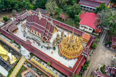 Wat Phrao Suthon Mongkhon Khiri tapınağı kompleksi Phrae, Tayland, Güney Doğu Asya