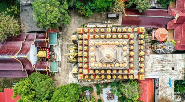 Wat Phrao Suthon Mongkhon Khiri tapınağı kompleksi Phrae, Tayland, Güney Doğu Asya
