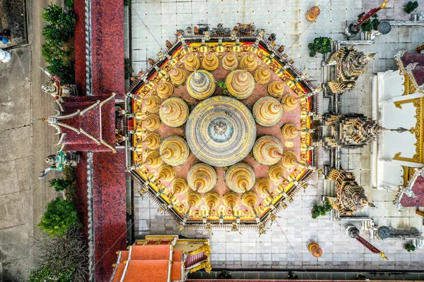 Wat Phrao Suthon Mongkhon Khiri tapınağı kompleksi Phrae, Tayland, Güney Doğu Asya