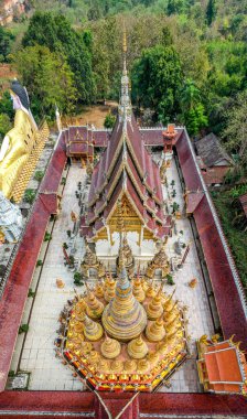 Wat Phrao Suthon Mongkhon Khiri tapınağı kompleksi Phrae, Tayland, Güney Doğu Asya