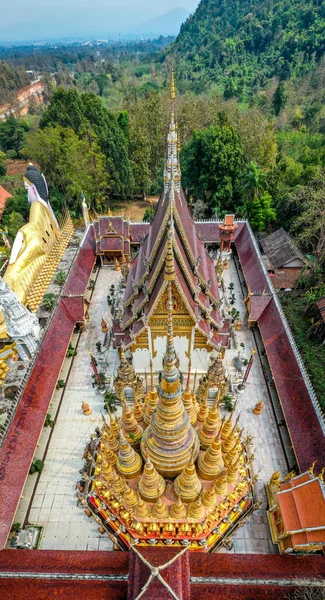 Wat Phrathat Suthon Mongkhon Khiri Complejo Templos Phrae Tailandia Sudeste —  Fotos de Stock