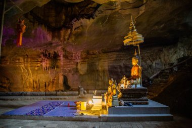 Tham Pha Nang Khoi mağarası Phraestate, Tayland