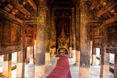 Wat Pong Yang Khok, Tayland, Chiang Mai yakınlarında Lampang 'da.