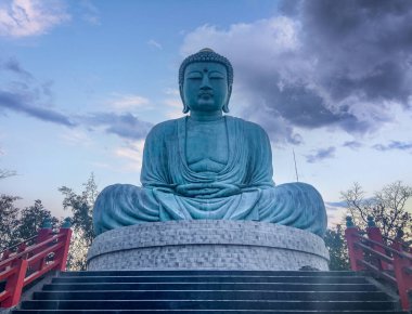 Wat Doi Prachan Mae Tha ya da Wat Phra Doi Phra Chan Lampang, Tayland