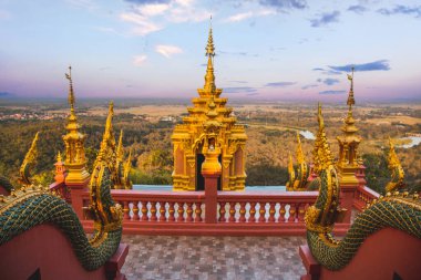 Wat Doi Prachan Mae Tha ya da Wat Phra Doi Phra Chan Lampang, Tayland