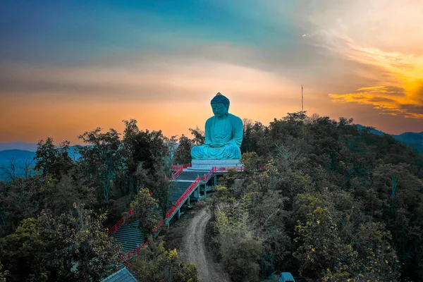 Wat Doi Prachan Mae Tha ya da Wat Phra Doi Phra Chan Lampang, Tayland