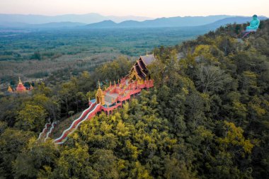 Wat Doi Prachan Mae Tha ya da Wat Phra Doi Phra Chan Lampang, Tayland
