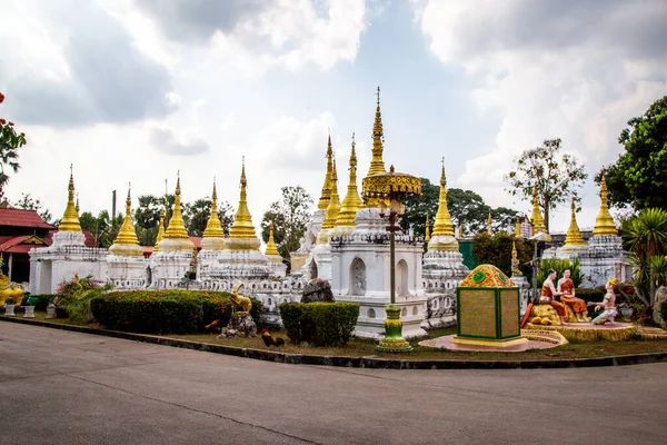 泰国兰榜的Wat Chedi Sao Lang — 图库照片