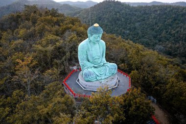 Wat Doi Prachan Mae Tha ya da Wat Phra Doi Phra Chan Lampang, Tayland