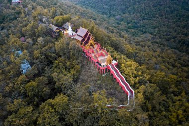 Wat Doi Prachan Mae Tha ya da Wat Phra Doi Phra Chan Lampang, Tayland