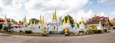 Wat Chedi Sao Lang in Lampang, Thailand clipart