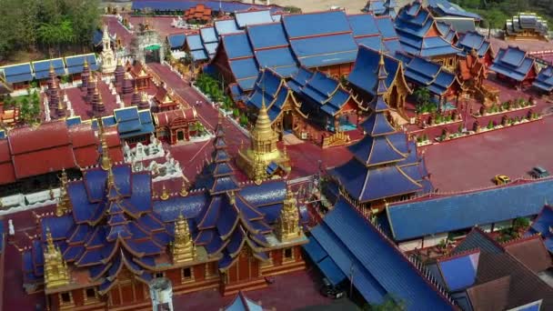 Aerial view of Wat Phiphat Mongkhon blue temple in Sukhothai, Thailand — Video Stock