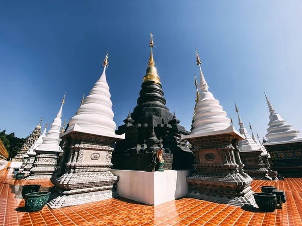 Wat Ban Den ya da Wat Banden tapınağı Mae Taeng bölgesinde, Chiang Mai, Tayland