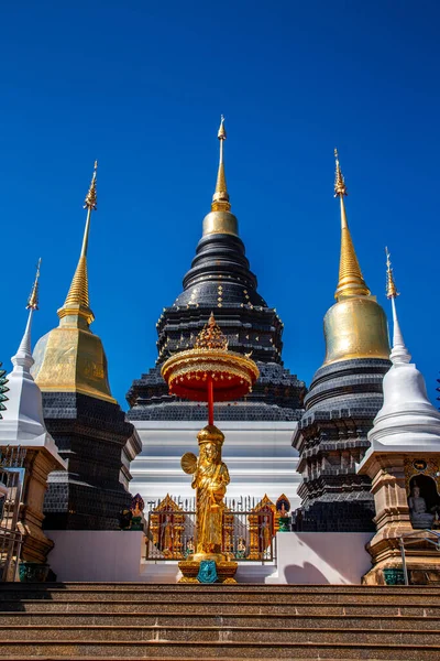 Templo complejo Wat Ban Den o Wat Banden en el distrito de Mae Taeng, Chiang Mai, Tailandia —  Fotos de Stock
