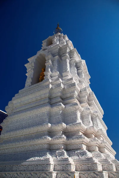 Wat Ban Den ya da Wat Banden tapınağı Mae Taeng bölgesinde, Chiang Mai, Tayland