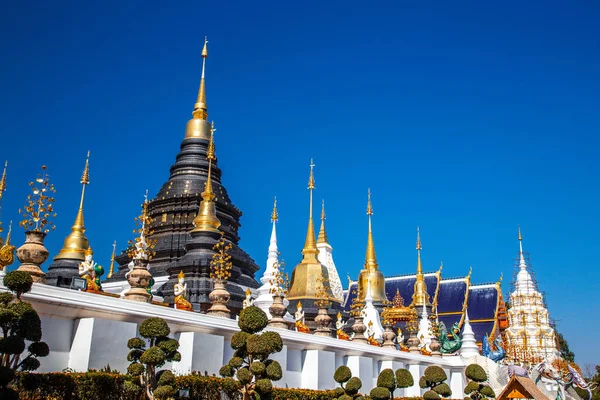 Wat Ban Den ya da Wat Banden tapınağı Mae Taeng bölgesinde, Chiang Mai, Tayland