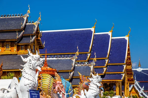 Wat Ban Den ya da Wat Banden tapınağı Mae Taeng bölgesinde, Chiang Mai, Tayland