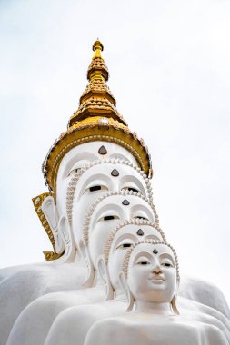 Wat Phrathat Pha Sorn Kaew, Tayland Phetchabun 'daki Beyaz Buda Tapınağı