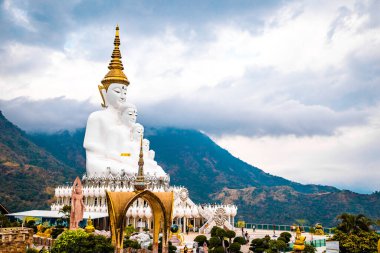 Wat Phrathat Pha Sorn Kaew, Tayland Phetchabun 'daki Beyaz Buda Tapınağı