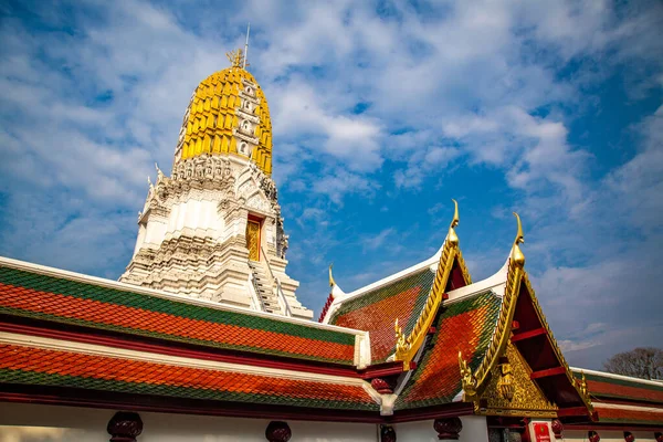 Wat Phra Si Rattana Mahathat Woramahawihan, świątynia w Phitsanulok, Tajlandia — Zdjęcie stockowe