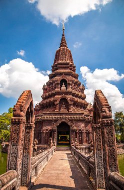 Wat Huai Kaeo veya Wat Huay Kaew pagoda tapınağı Lopburi, Tayland
