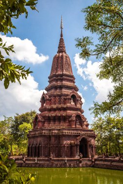 Wat Huai Kaeo veya Wat Huay Kaew pagoda tapınağı Lopburi, Tayland