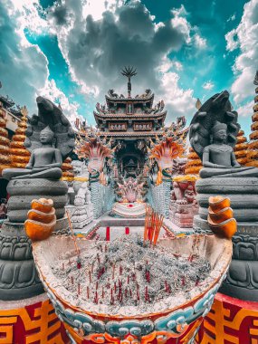 Chao Pho Nakharat Tapınağı ya da Chao Por Nakarat Chansen Çin tapınağı Nakhon Sawan, Tayland