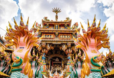 Chao Pho Nakharat Tapınağı ya da Chao Por Nakarat Chansen Çin tapınağı Nakhon Sawan, Tayland
