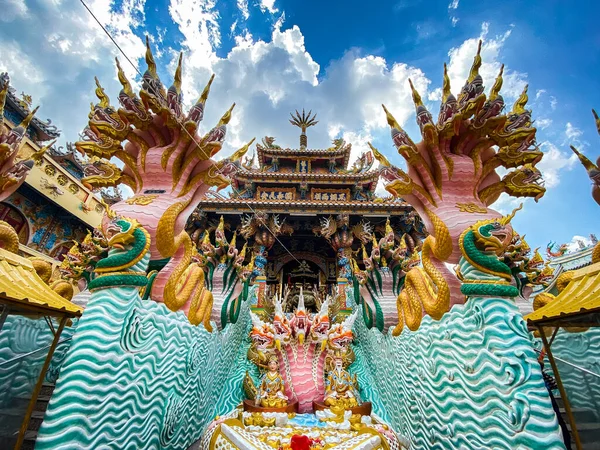 Chao Pho Nakharat Tapınağı ya da Chao Por Nakarat Chansen Çin tapınağı Nakhon Sawan, Tayland