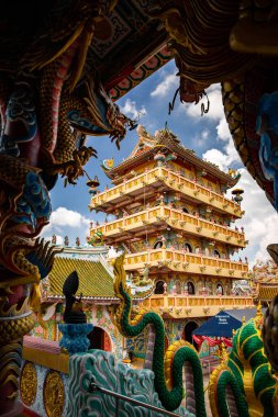 Chao Pho Nakharat Tapınağı ya da Chao Por Nakarat Chansen Çin tapınağı Nakhon Sawan, Tayland