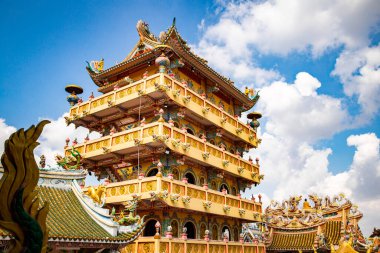 Chao Pho Nakharat Tapınağı ya da Chao Por Nakarat Chansen Çin tapınağı Nakhon Sawan, Tayland