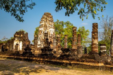 Wat Phrapai Luang tapınağı ve Sukhothai tarihi parkındaki harabeler, Tayland