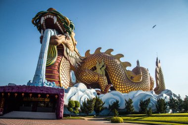 Tayland 'daki Dragon Paradise Park Suphan Buri. Yüksek kalite fotoğraf