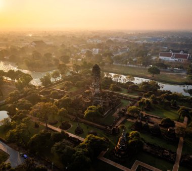 Phra Nakhon Si Ayutthaya 'daki Wat Phra Si Santhe tapınağının havadan görünüşü, Tayland, Güney Doğu Asya