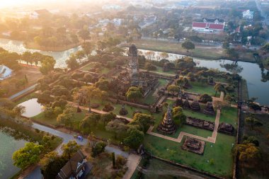 Phra Nakhon Si Ayutthaya 'daki Wat Phra Si Santhe tapınağının havadan görünüşü, Tayland, Güney Doğu Asya