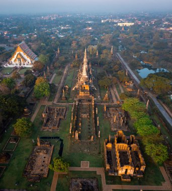 Phra Nakhon Si Ayutthaya 'daki Wat Phra Si Santhe tapınağının havadan görünüşü, Tayland, Güney Doğu Asya
