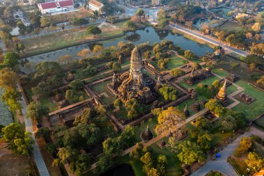 Phra Nakhon Si Ayutthaya 'daki Wat Phra Si Santhe tapınağının havadan görünüşü, Tayland, Güney Doğu Asya