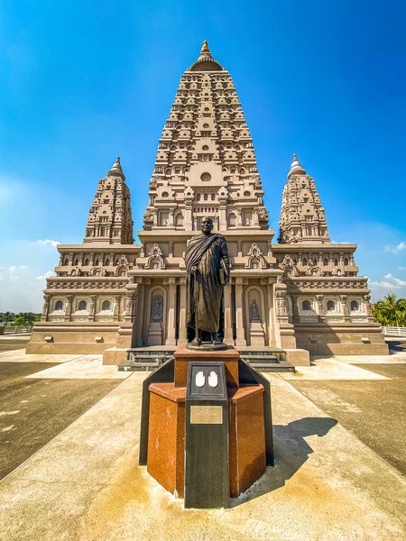 泰国曼谷Pathum Thani的Wat Panyanantaram寺庙 高质量的照片 — 图库照片