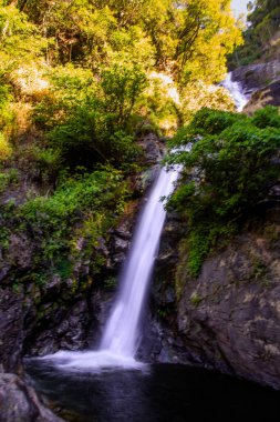 Doi Inthanon Ulusal Parkı 'nda Mae Pan şelalesi, Chiang Mai, Tayland. Yüksek kalite fotoğraf