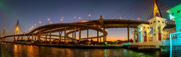 Die Bhumibol Brücke Auch Als Industrielle Ringstraße Bekannt Ist Teil — Stockfoto