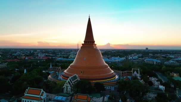 Phra Pathommachedi Phra Pathom Chedi Stupa Thailand Stupa Located Wat — Stock Video