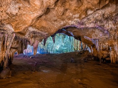 Ratchaburi, Tayland 'daki Khao Bin mağarası. Yüksek kalite fotoğraf