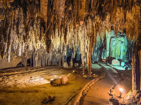 Cueva Khao Bin Ratchaburi Tailandia Foto Alta Calidad —  Fotos de Stock