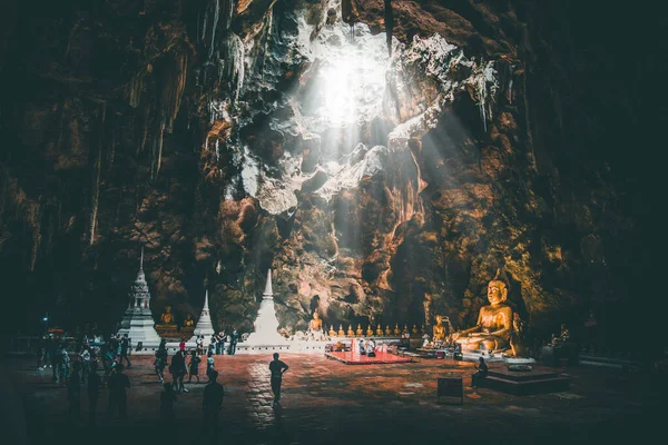 Cueva Tham Khao Luang Phetchaburi Tailandia Templo Cueva Montaña Accesible —  Fotos de Stock