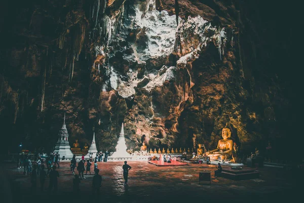 Cueva Tham Khao Luang Phetchaburi Tailandia Templo Cueva Montaña Accesible —  Fotos de Stock