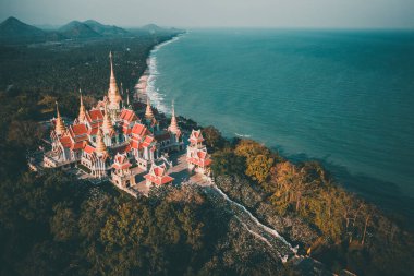 Phra Mahathat Chedi Phakdee Prakat tapınağı Prachuap Khiri Khan, Tayland, Güney Doğu Asya