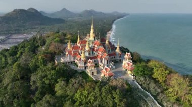 Phra Mahathat Chedi Phakdee Prakat tapınağı Prachuap Khiri Khan, Tayland, Güney Doğu Asya