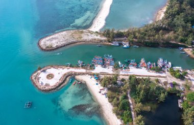 Aerial view of Thong Sala pier, boat and koh Tae Nai in koh Phangan, Thailand, south east asia