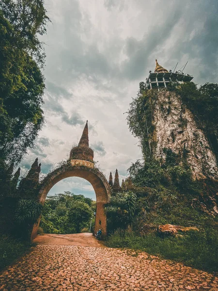 Thamma Park Ban Khao Nai Temple Complex Surat Thani Thailand — Stockfoto