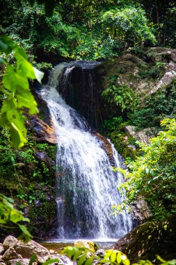 Tayland, Surat Thani 'deki Dat Fa Şelalesi. Yüksek kalite fotoğraf